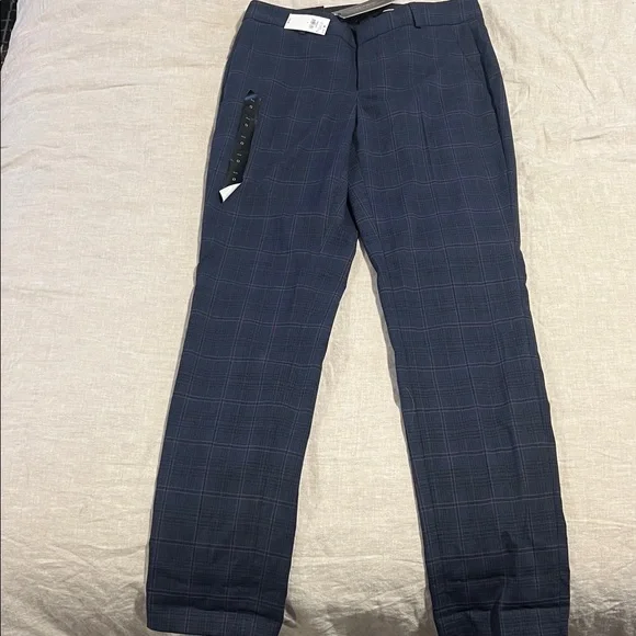 NWT Women’s Banana Republic Navy Plaid Pants - Picture 4 of 7